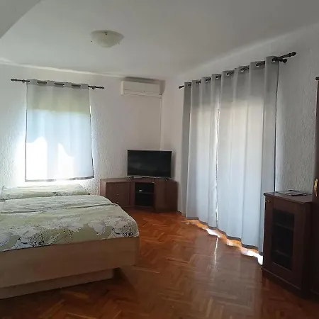 Maro And Nora Apartament *