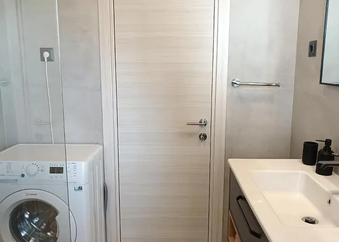 Maro And Nora Lejlighed *