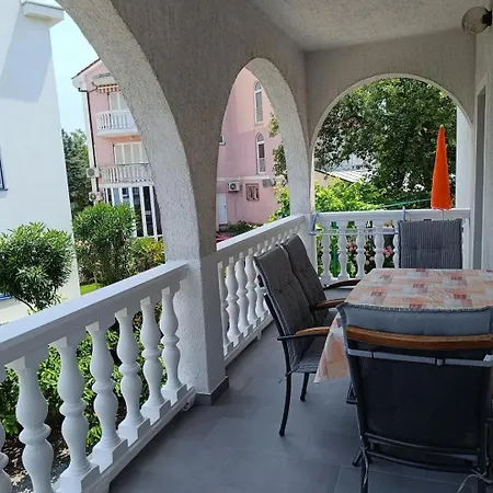 Maro And Nora 马林斯卡